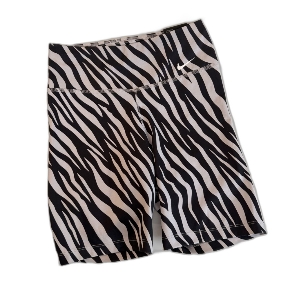 Nike One Icon Clash 7” AOP Training/Biker Short in the zebra print Chalk/White